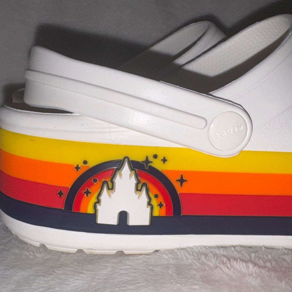 LIMITED EDITION DISNEY CROCS - Picture 2 of 6
